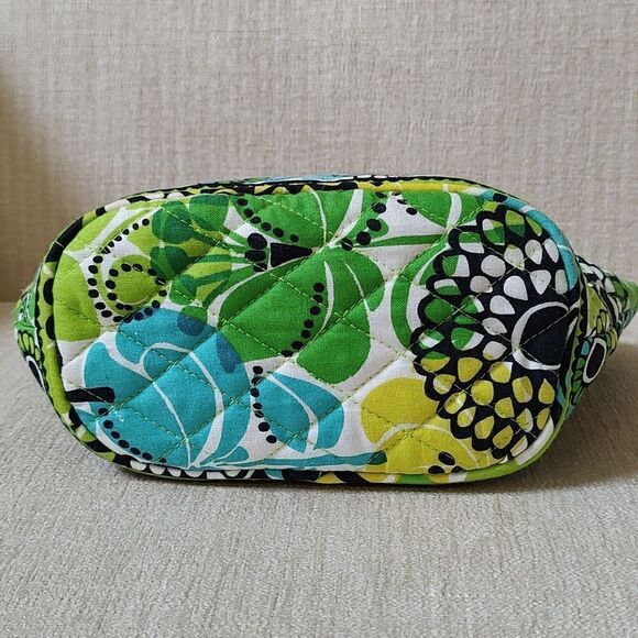 Vera Bradley Ruffle Lily Bag in Limes Up Pattern - Picture 5 of 11